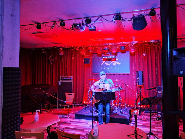 �V���Ńt�H�[�N����